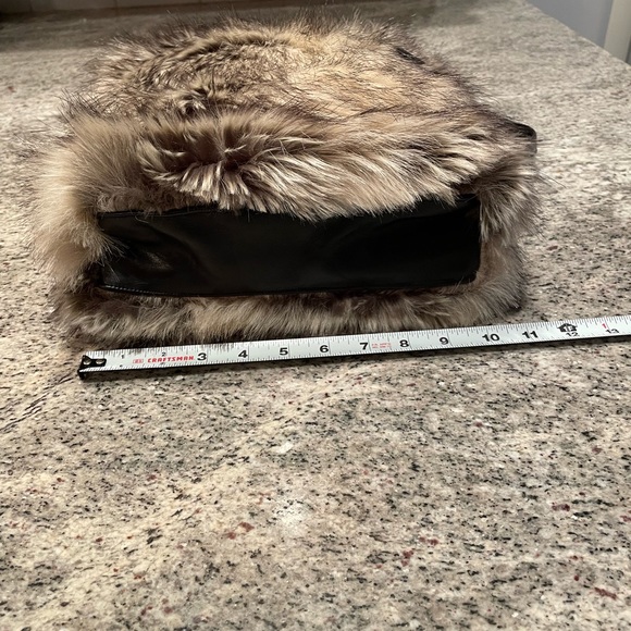 NEW Cream and Brown Faux Fur Crossbody Bag - Picture 9 of 11